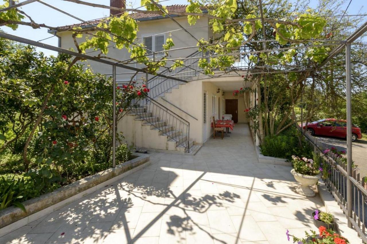 Apartment Petar Vitaljina Bagian luar foto