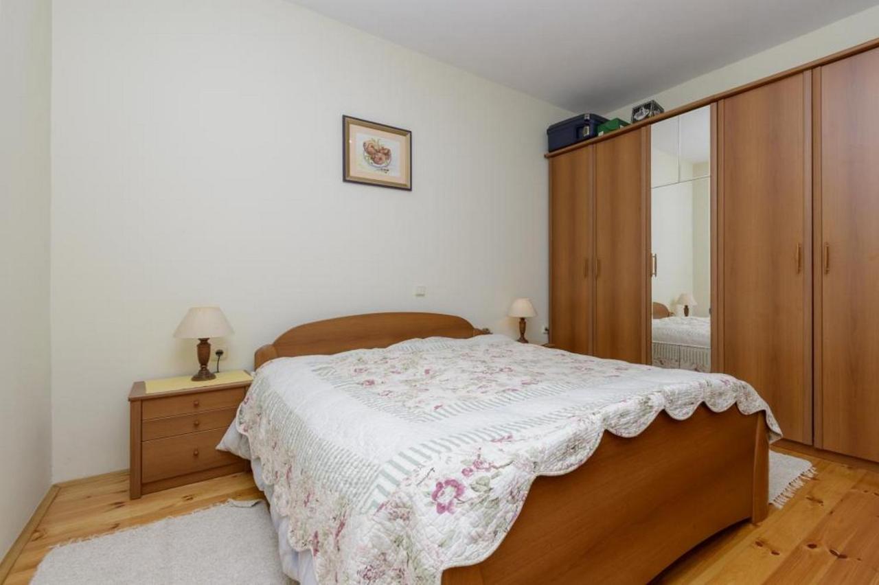 Apartment Petar Vitaljina Bagian luar foto